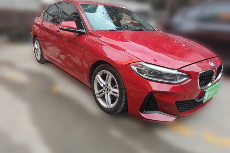 Used BMW 1 Series 2019 118i M Sport Package Front Right 45 Deg