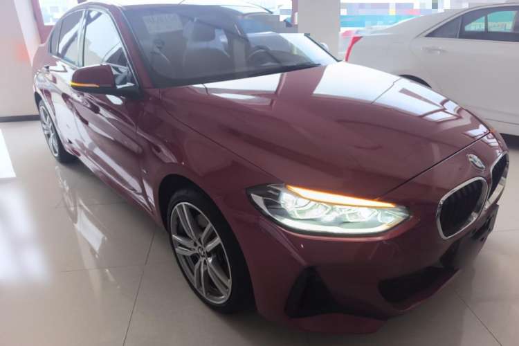 Used BMW 1 Series 2019 120i Leading Model M Sport Package Front Right 45 Deg