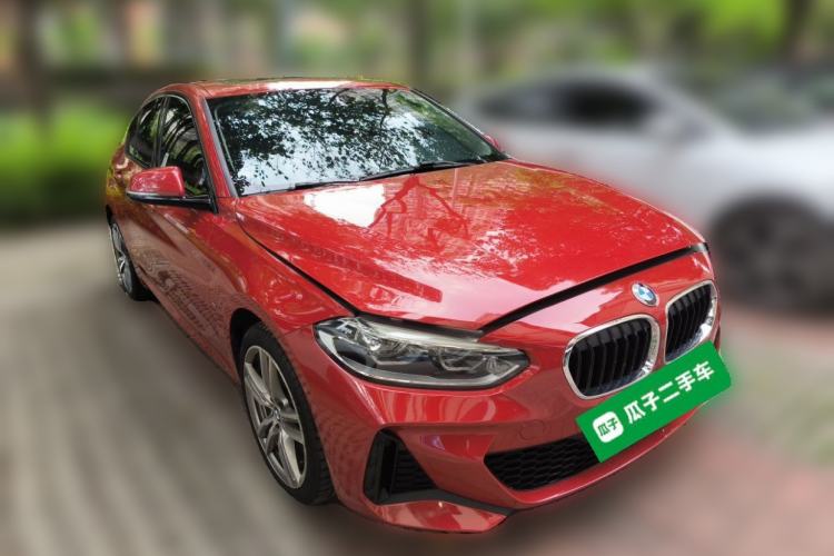 Used BMW 1 Series 2019 120i Leading Model M Sport Package Front Right 45 Deg