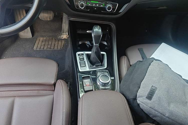 Used BMW 1 Series 2019 118i M Sport Package Gear Lever
