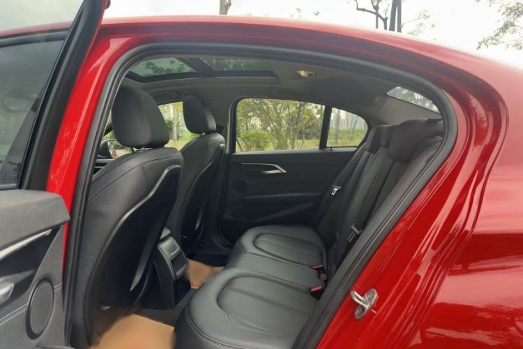 Used BMW 1 Series 2019 118i M Sport Package Interior 5