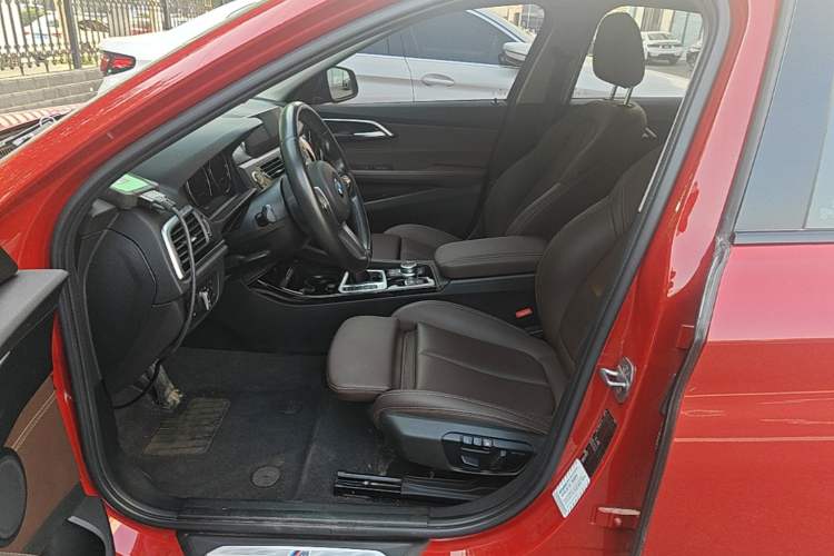 Used BMW 1 Series 2019 118i M Sport Package Left Front Seat