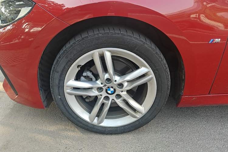 Used BMW 1 Series 2019 118i M Sport Package Left Front Wheel Hub