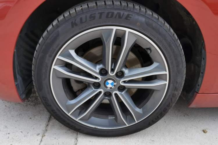Used BMW 1 Series 2019 118i Fashion Model Left Front Wheel Hub