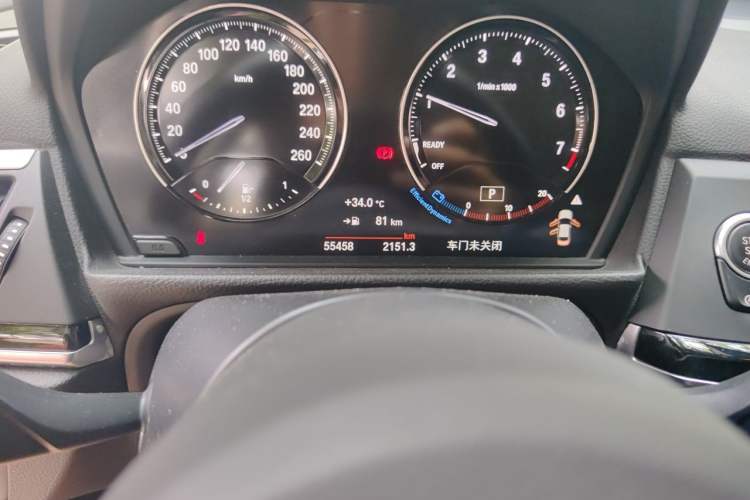 Used BMW 1 Series 2019 118i M Sport Package Odometer Close Up