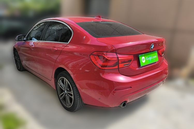 Used BMW 1 Series 2019 118i Fashion Model Rear Left 45 Deg