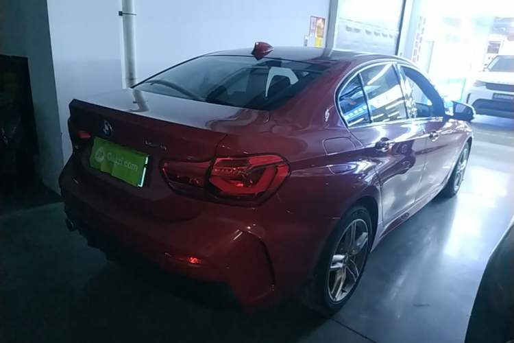 Used BMW 1 Series 2019 118i M Sport Package Rear Right 45 Deg
