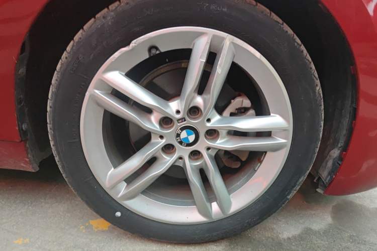 Used BMW 1 Series 2019 118i M Sport Package Right Front Wheel Hub