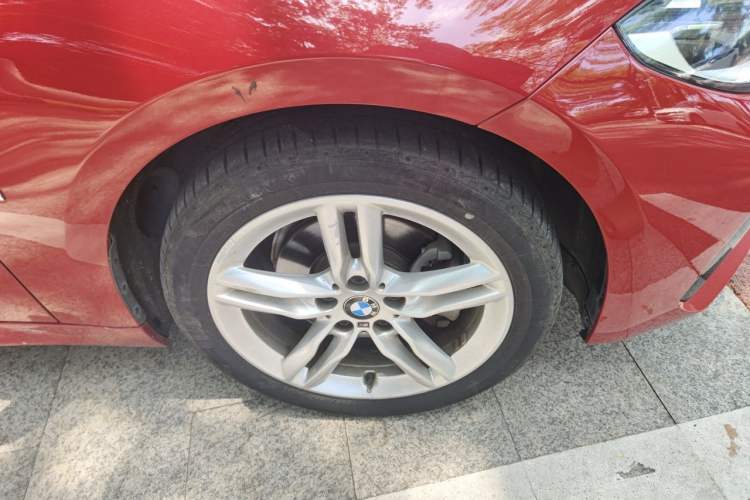 Used BMW 1 Series 2019 118i M Sport Package Right Front Wheel Hub