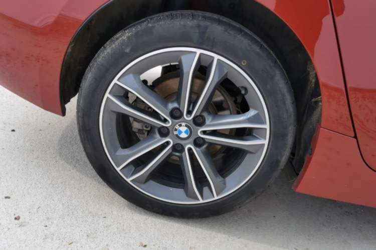 Used BMW 1 Series 2019 118i Fashion Model Right Rear Wheel Hub