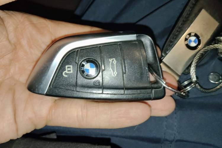 Used BMW 1 Series 2019 118i M Sport Package Vehicle Key