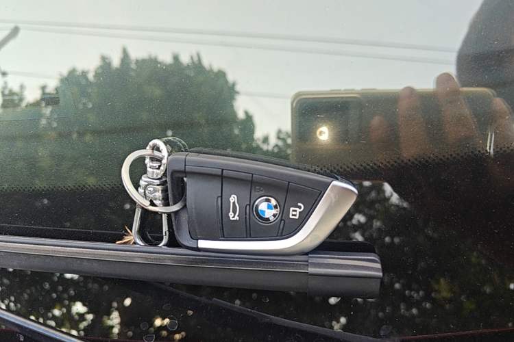 Used BMW 1 Series 2019 118i M Sport Package Vehicle Key