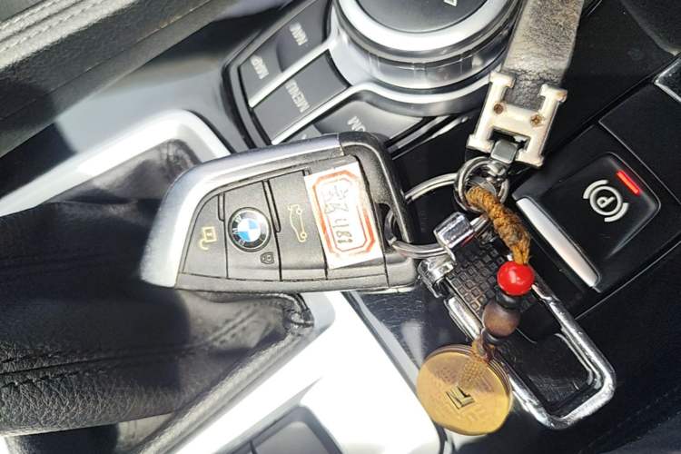 Used BMW 1 Series 2019 118i M Sport Package Vehicle Key