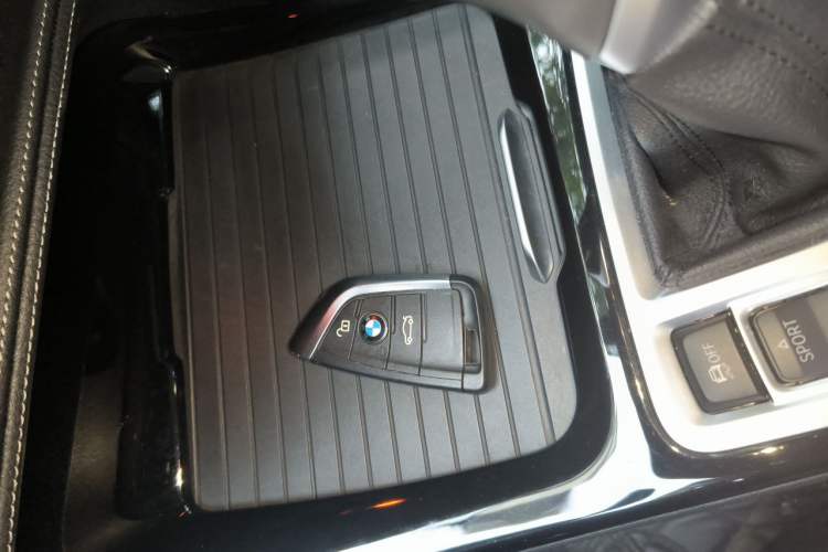 Used BMW 1 Series 2019 120i Leading Model M Sport Package Vehicle Key