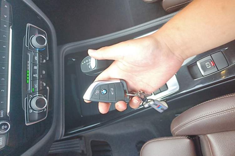 Used BMW 1 Series 2019 118i M Sport Package Vehicle Key