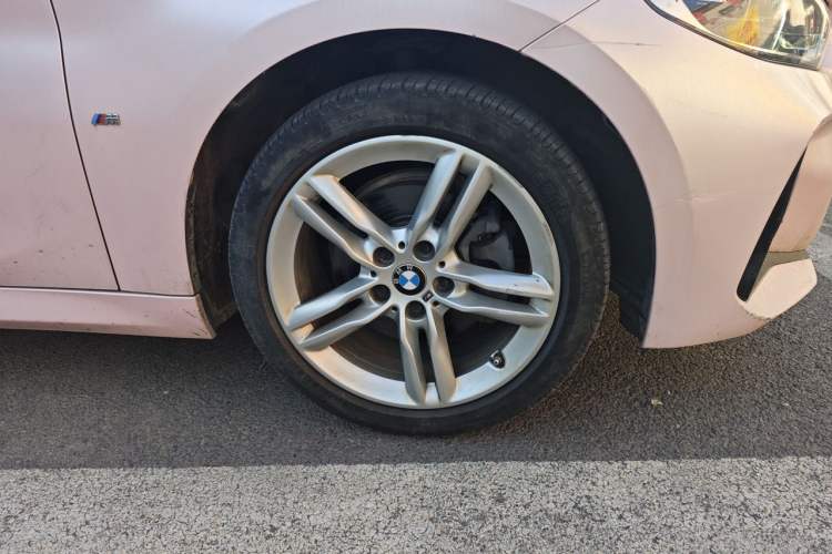 Used BMW 1 Series 2019 118i M Sport Package Right Front Wheel Hub