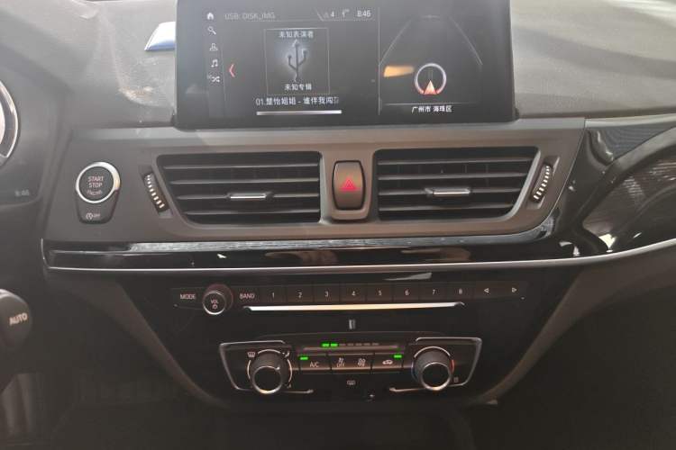 Used BMW 1 Series 2019 118i Fashion Model Audio And AC Panel