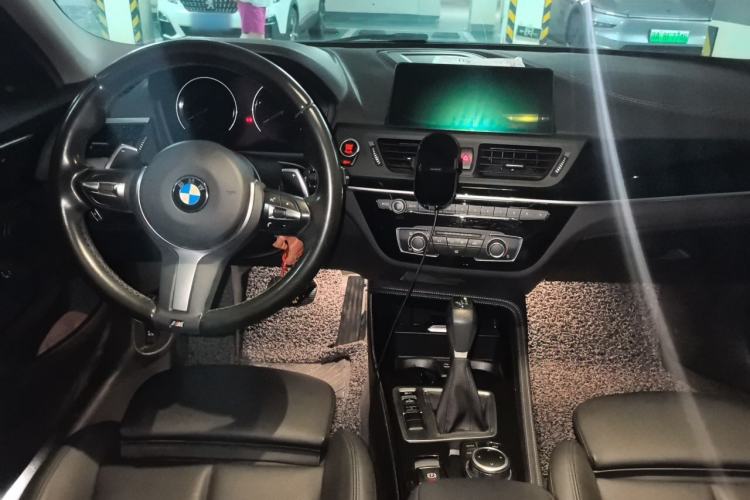 Used BMW 1 Series 2019 120i Leading Model M Sport Package Center Console