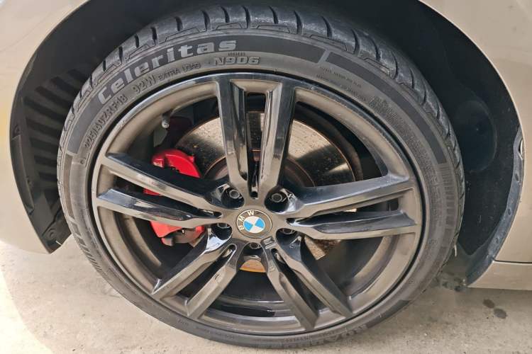Used BMW 1 Series 2019 120i M Sport Package Left Front Wheel Hub