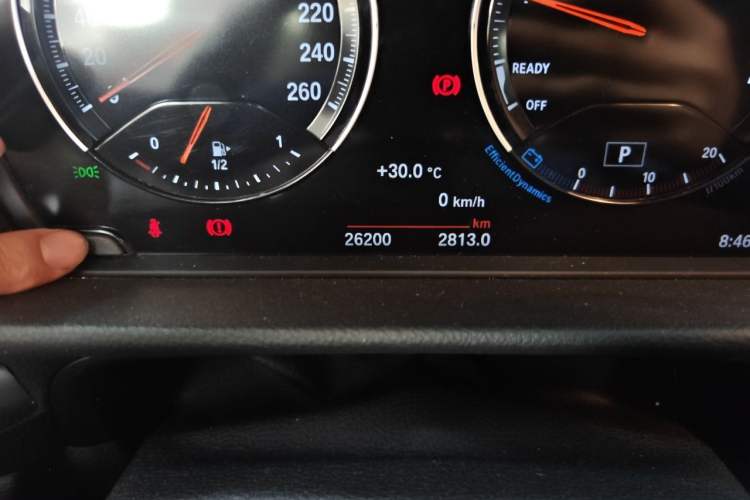 Used BMW 1 Series 2019 118i Fashion Model Odometer Close Up