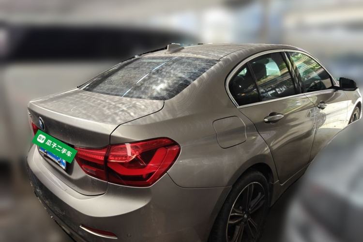 Used BMW 1 Series 2019 118i Fashion Model Rear Right 45 Deg