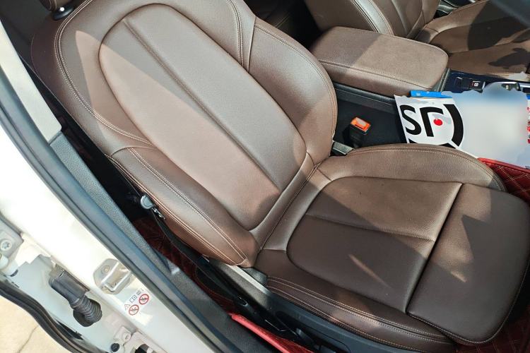 Used BMW 1 Series 2019 120i M Sport Package Right Front Seat