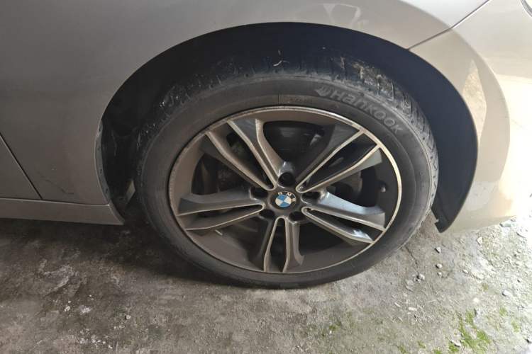 Used BMW 1 Series 2019 118i Fashion Model Right Front Wheel Hub