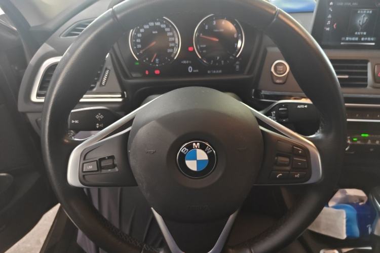 Used BMW 1 Series 2019 118i Fashion Model Steering Wheel