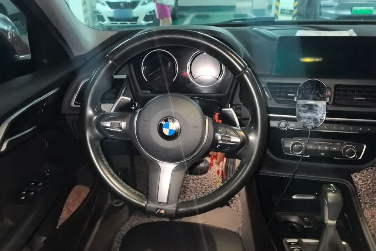 Used BMW 1 Series 2019 120i Leading Model M Sport Package Steering Wheel