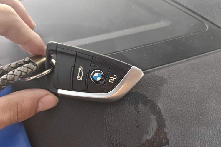 Used BMW 1 Series 2019 118i Fashion Model Vehicle Key