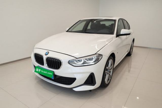 Ojetý BMW 1 Series 2019 120i Leading Model M Sport Package