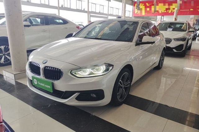 Ojetý BMW 1 Series 2019 118i Fashion Model