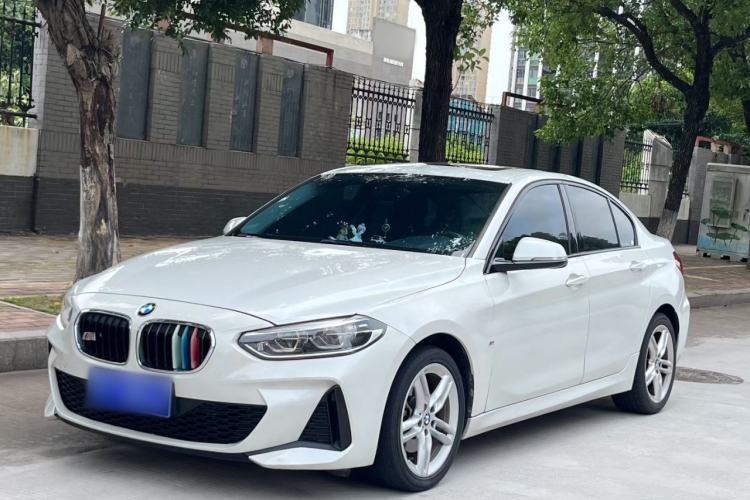 Używany BMW 1 Series 2019 118i M Sport Package Guazi used car, China used car export, Used car for sale, Used cars, Cheapest cars for sale