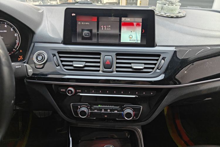 Used BMW 1 Series 2019 118i M Sport Package Audio And AC Panel