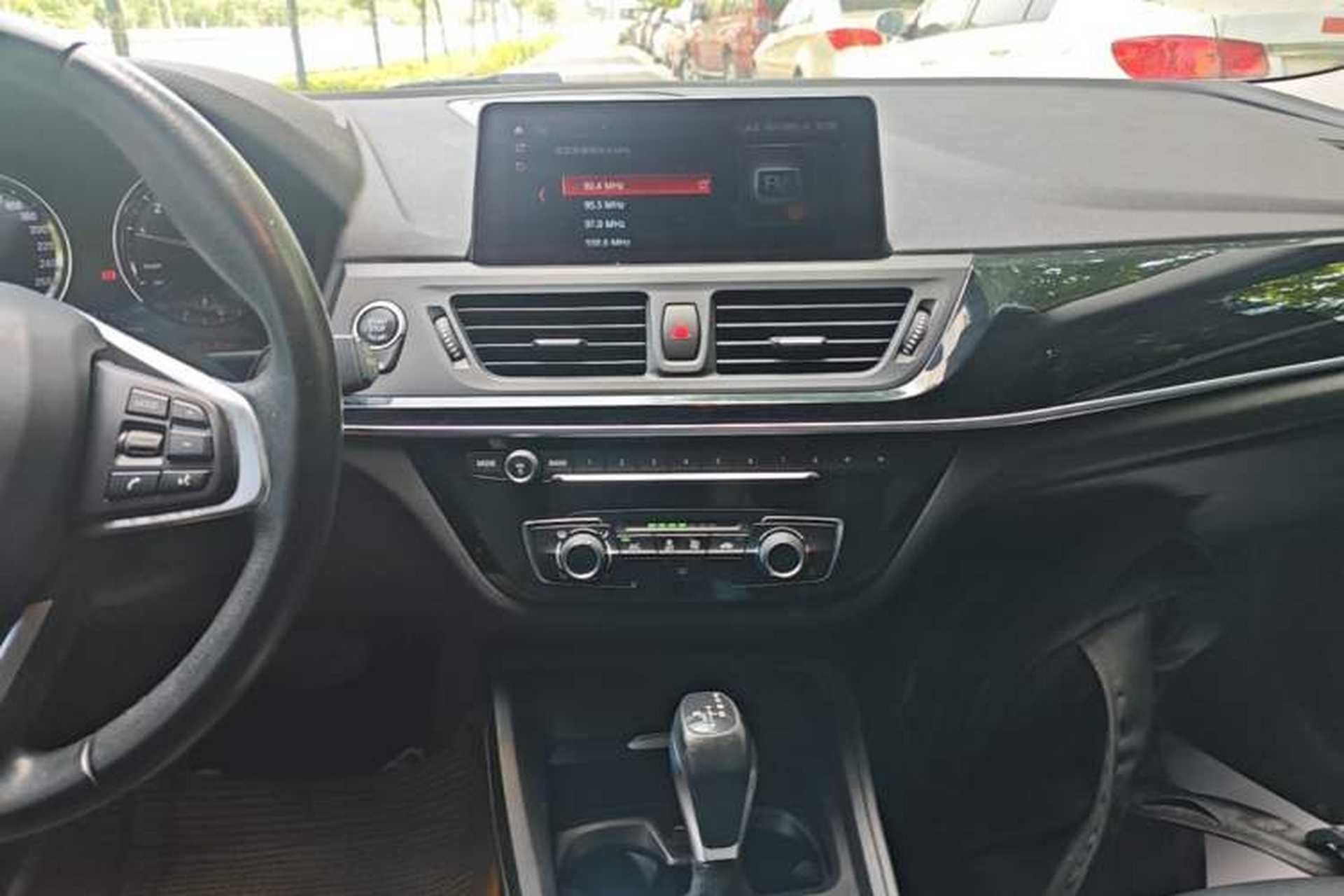 Used BMW 1 Series 2019 118i Fashion Model Audio And AC Panel