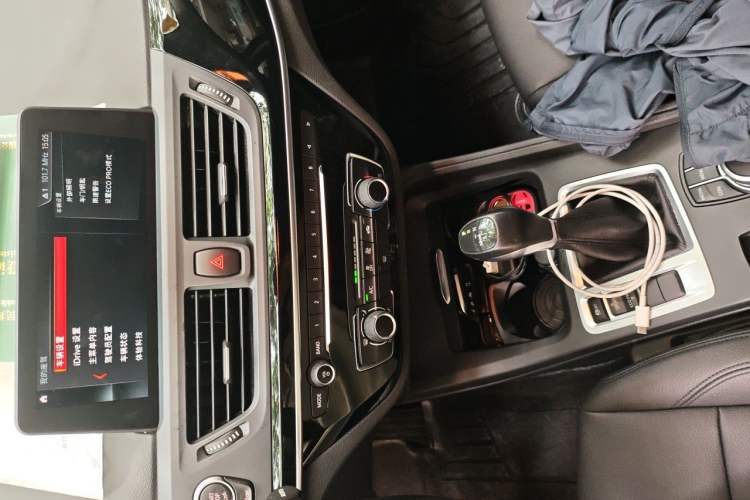 Used BMW 1 Series 2019 118i Fashion Model Audio And AC Panel