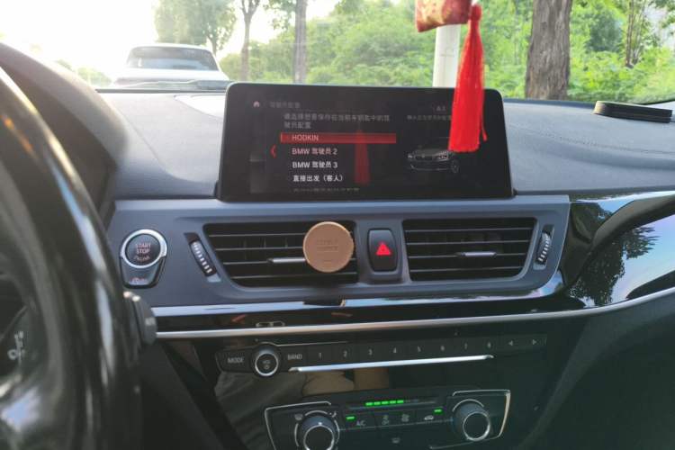 Used BMW 1 Series 2019 118i M Sport Package Audio And AC Panel