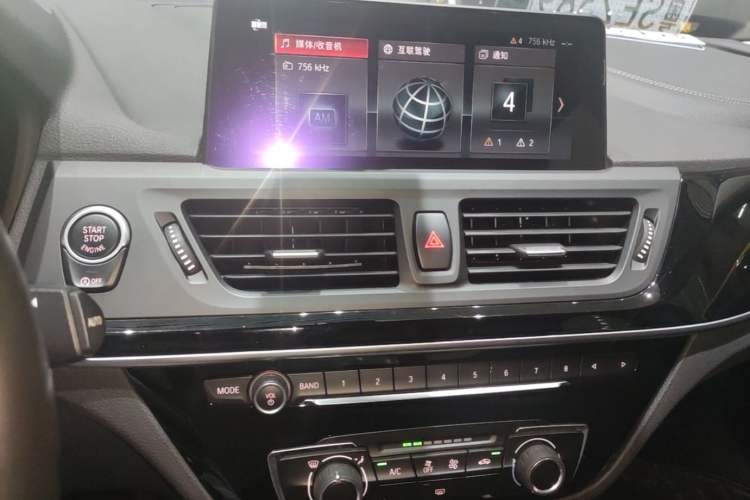 Used BMW 1 Series 2019 118i M Sport Package Audio And AC Panel
