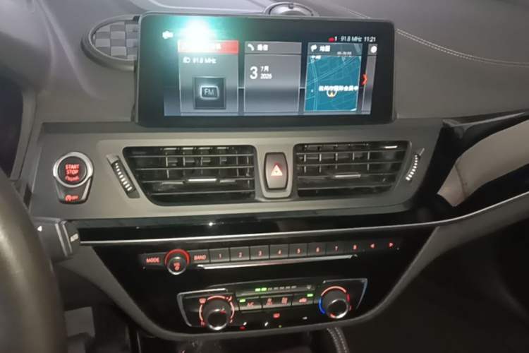 Used BMW 1 Series 2019 118i M Sport Package Audio And AC Panel