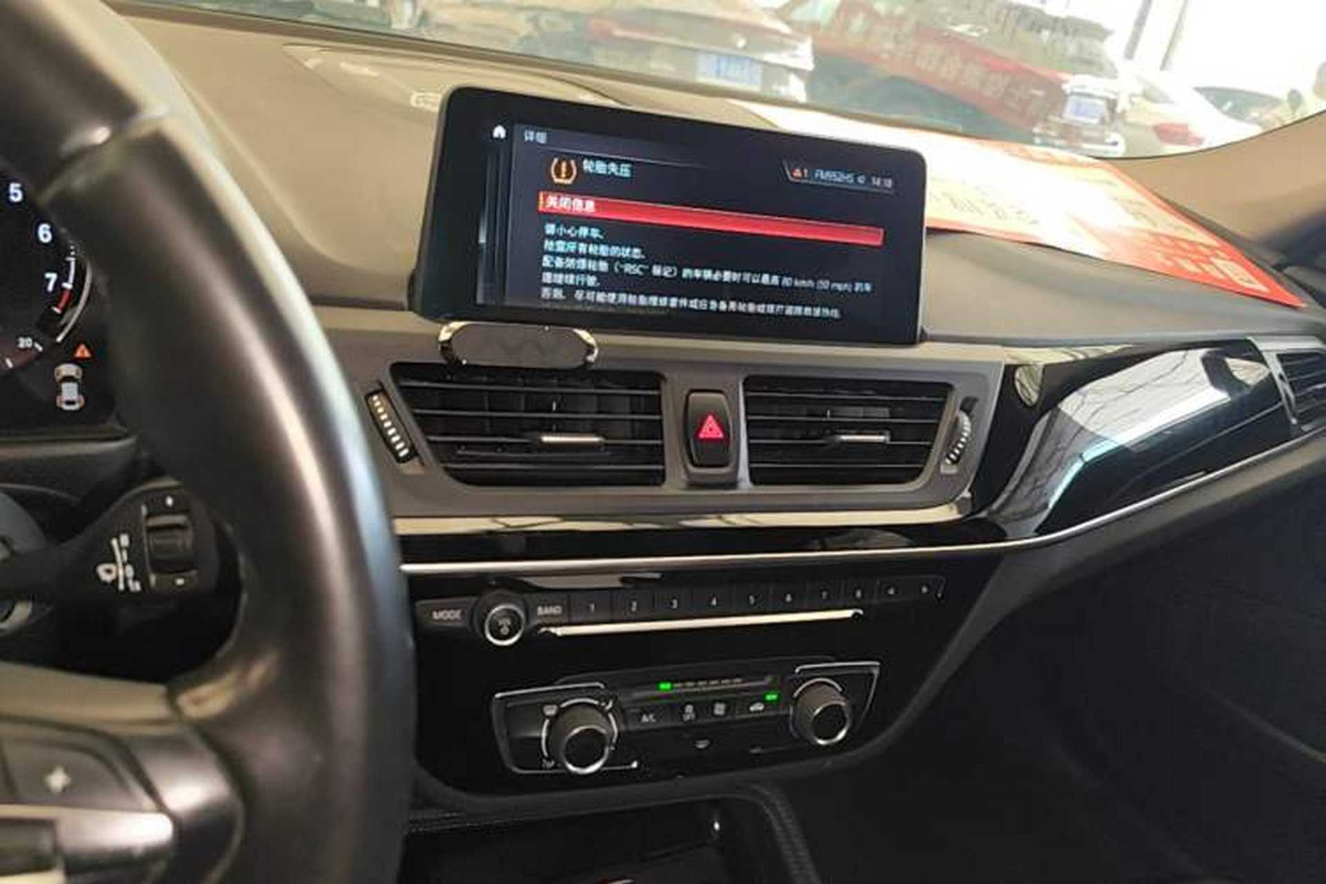 Used BMW 1 Series 2019 118i M Sport Package Audio And AC Panel