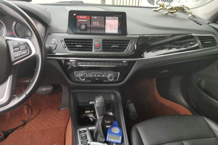 Used BMW 1 Series 2019 118i Fashion Model Audio And AC Panel
