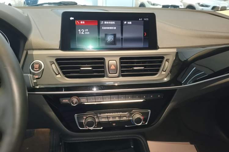 Used BMW 1 Series 2019 118i M Sport Package Audio And AC Panel