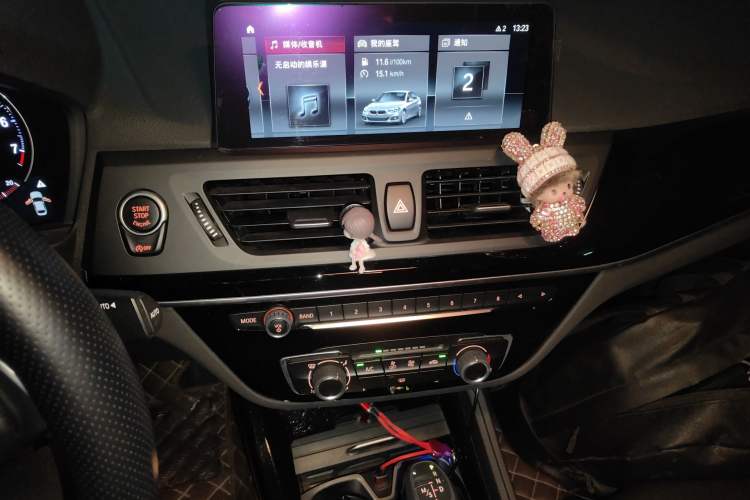 Used BMW 1 Series 2019 118i Fashion Model Audio And AC Panel