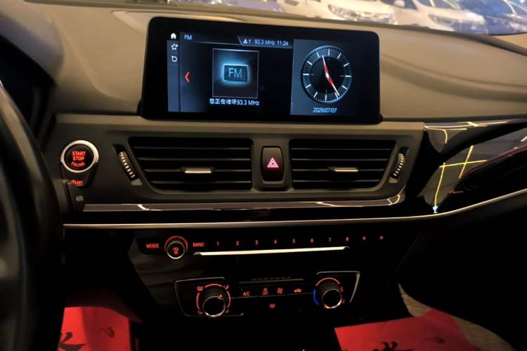 Used BMW 1 Series 2019 118i M Sport Package Audio And AC Panel