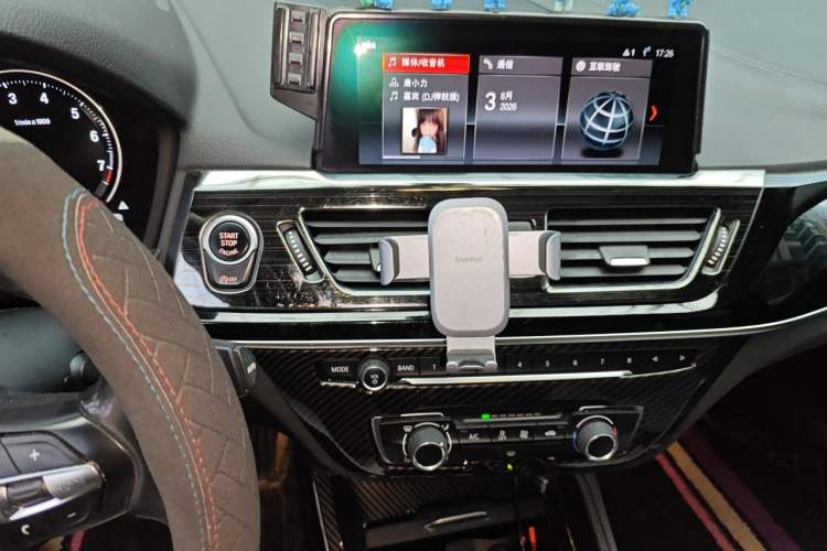 Used BMW 1 Series 2019 118i M Sport Package Audio And AC Panel