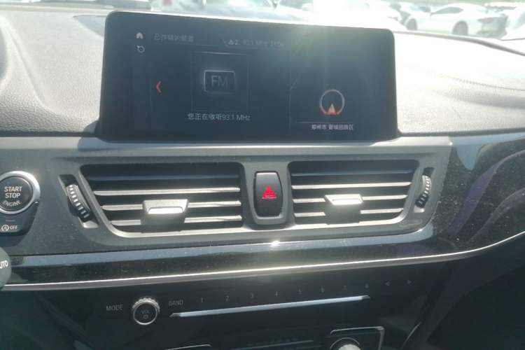 Used BMW 1 Series 2019 118i M Sport Package Audio And AC Panel
