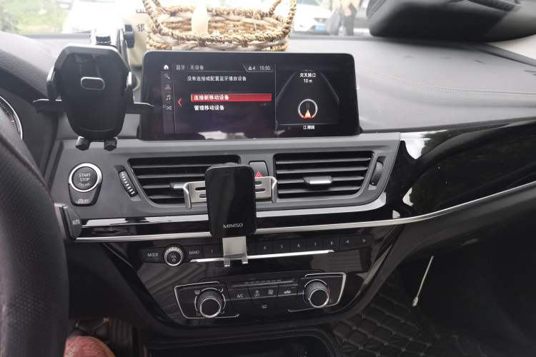 Used BMW 1 Series 2019 118i Fashion Model Audio And AC Panel