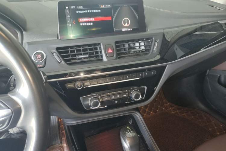 Used BMW 1 Series 2019 118i M Sport Package Audio And AC Panel