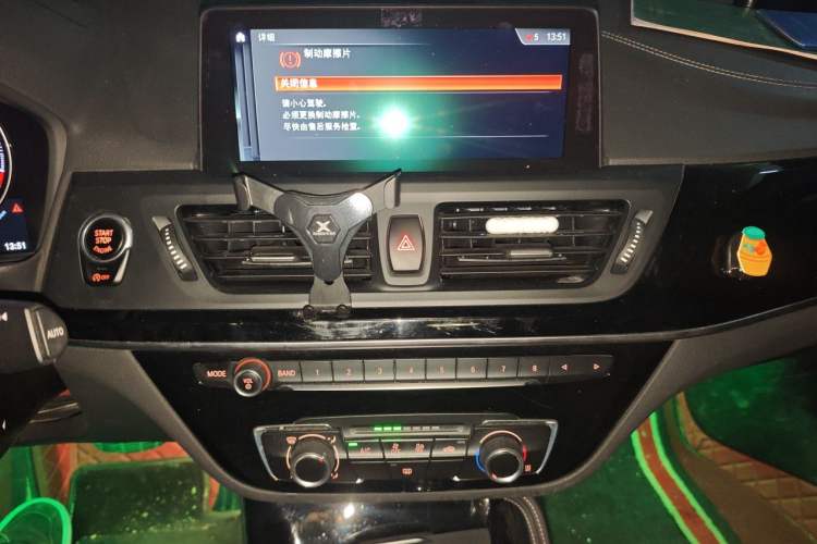 Used BMW 1 Series 2019 118i M Sport Package Audio And AC Panel