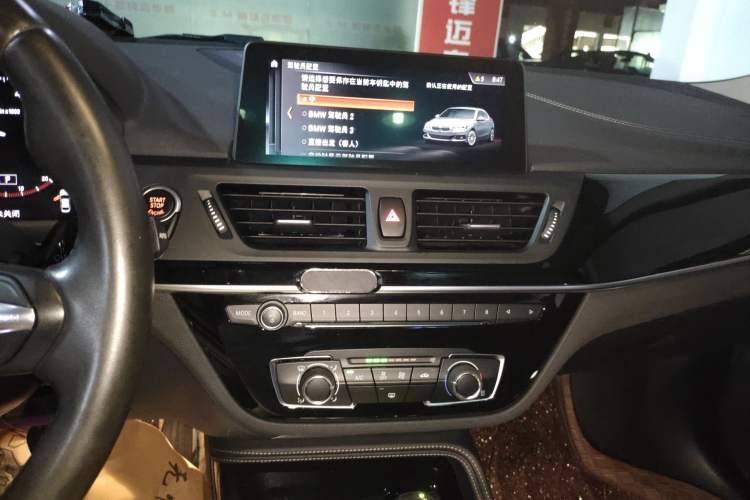 Used BMW 1 Series 2019 118i M Sport Package Audio And AC Panel